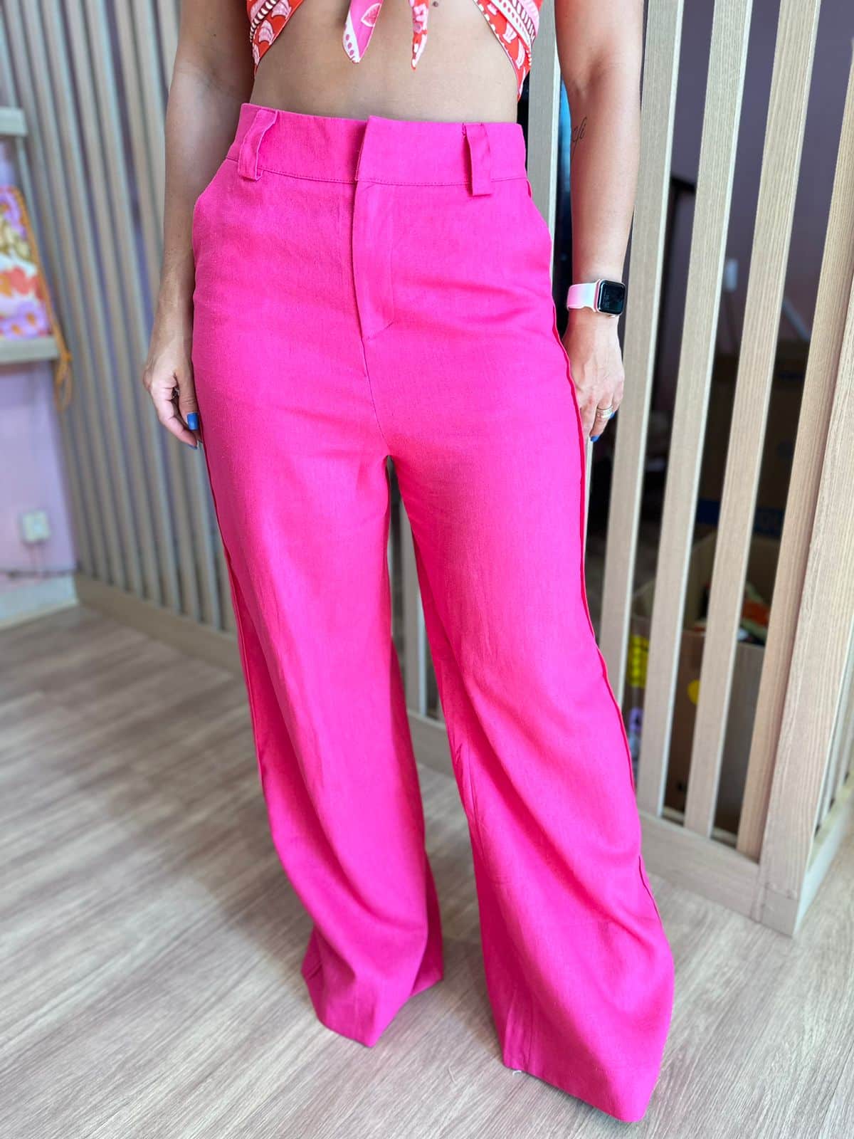 7f67ddce5e9d0764269b2ce3649ab23f.jpeg Calça Pantalona Linho - Imagem 8