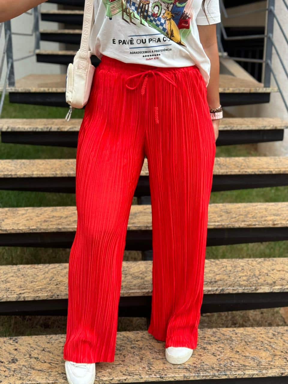 635363066c9e693496b1206a13ab340d.jpg Calça Plisada Farm - Imagem 5