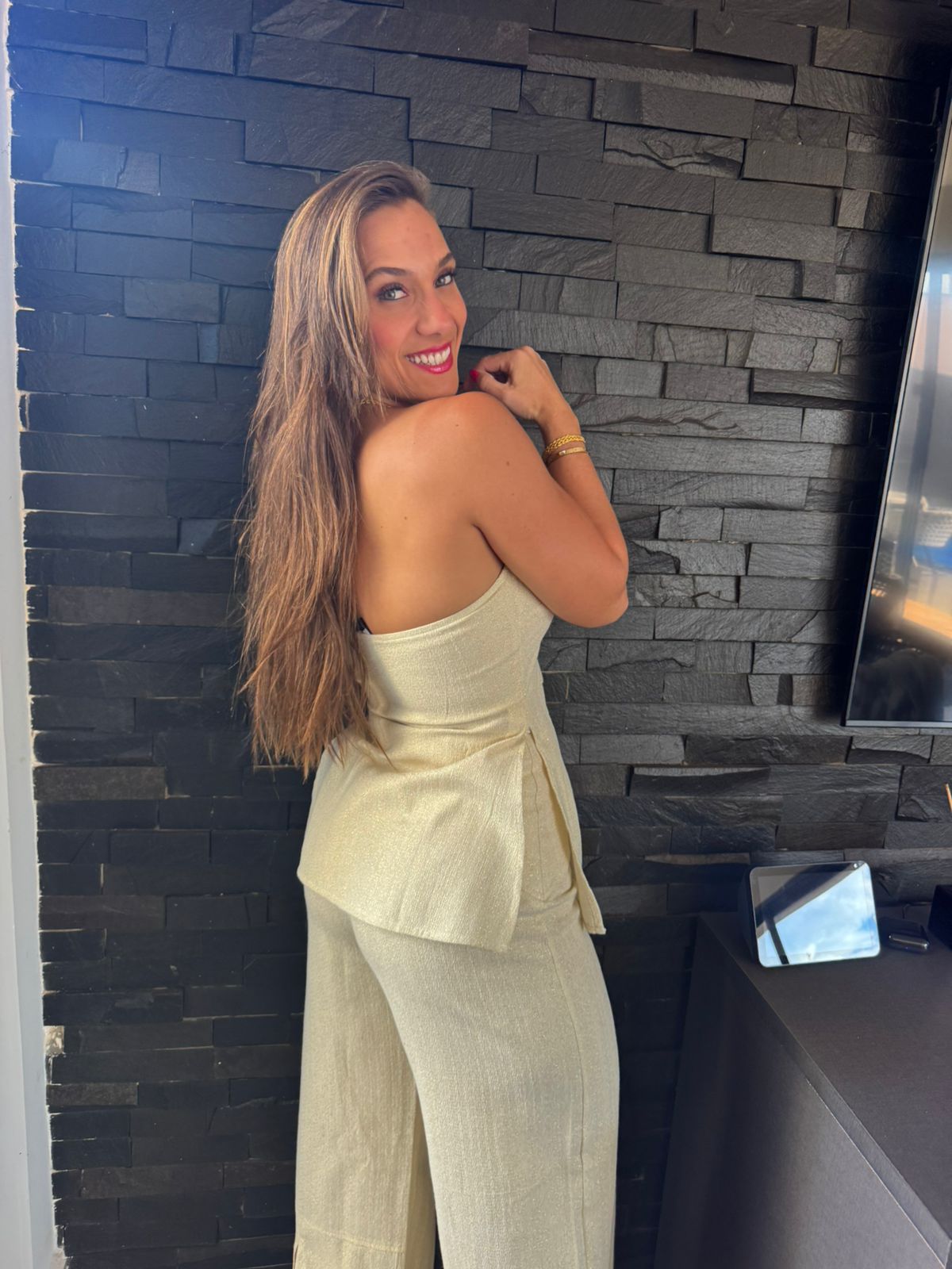 0c4ed603f7f7ba20effc2f5249f45678.jpg Calça wide leg Pala - Imagem 4