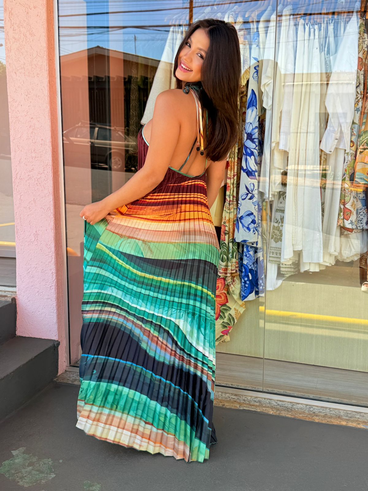 15475e9f3d13007660b9f0cc18bf9227.jpeg Vestido Plissado Turmalina - Imagem 4