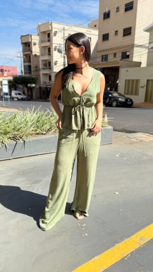 Regata Decote V Franzida - Imagem 2