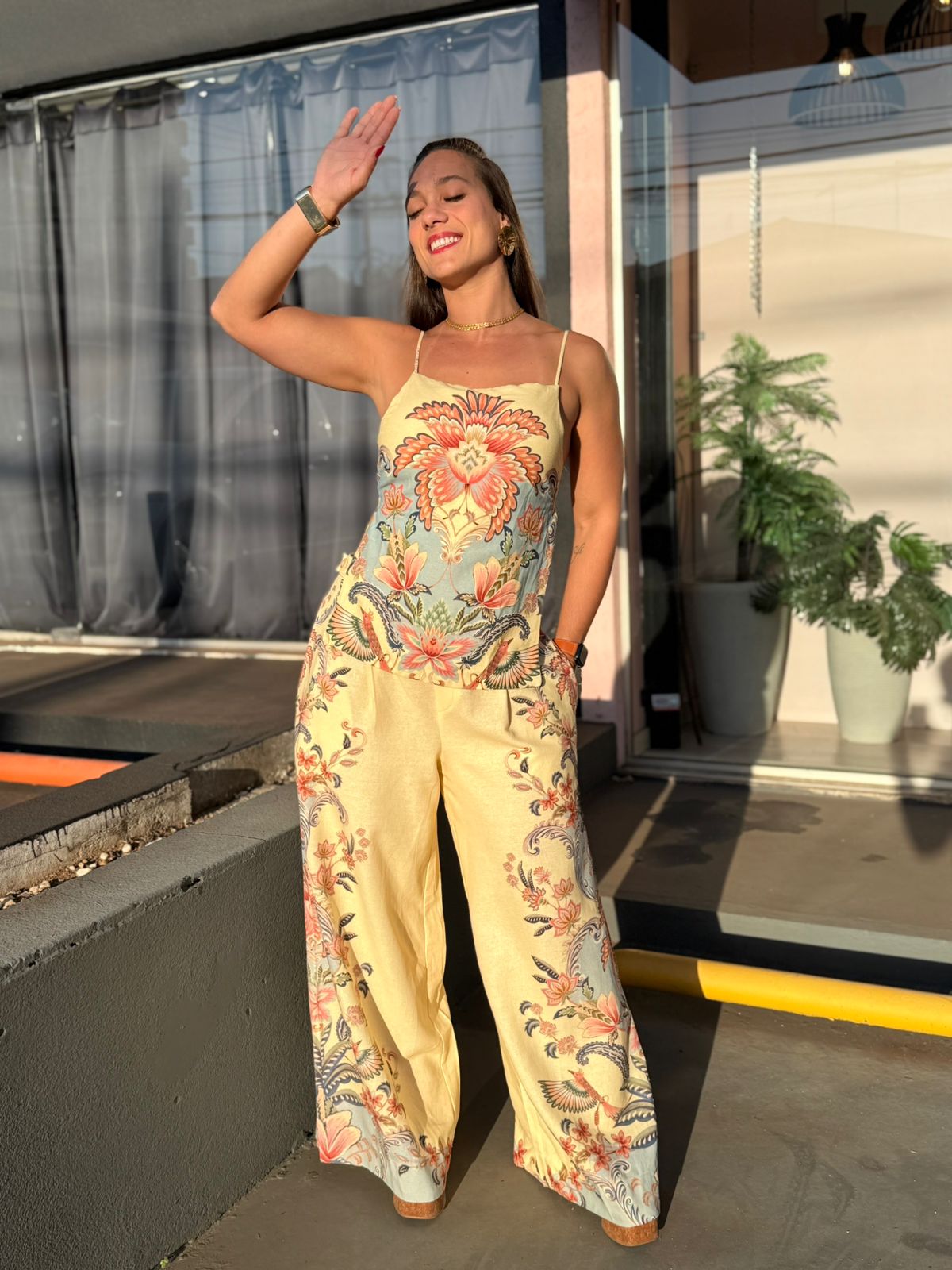 51f7772546c2f902a64b841e505bbb30.jpg Calça Reta Encanto Boho - Imagem 3