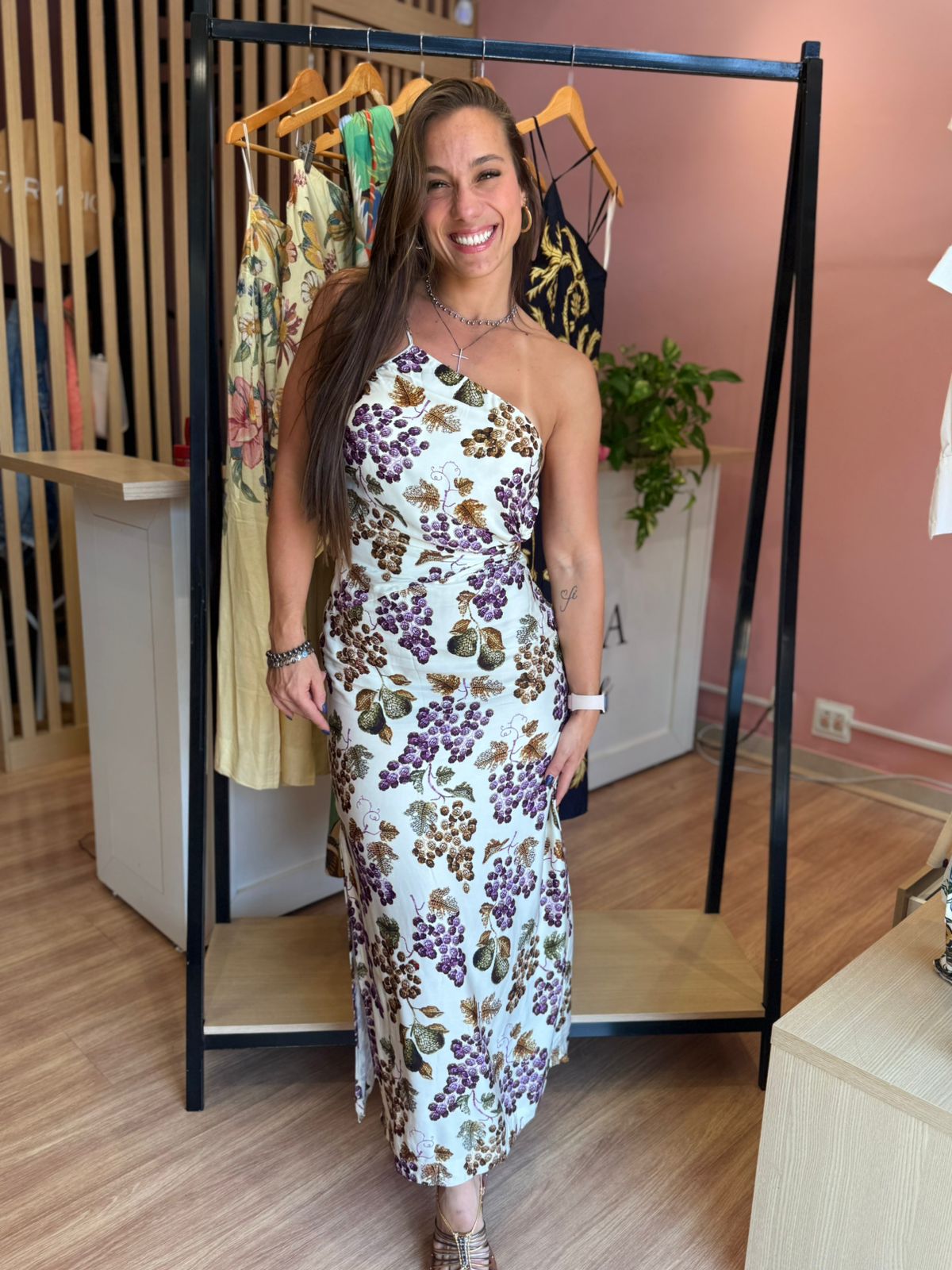 23d495381cd42b91063ebd5ebaf93247.jpg Vestido Longo Alça Romance de Uva FARM - Imagem 3
