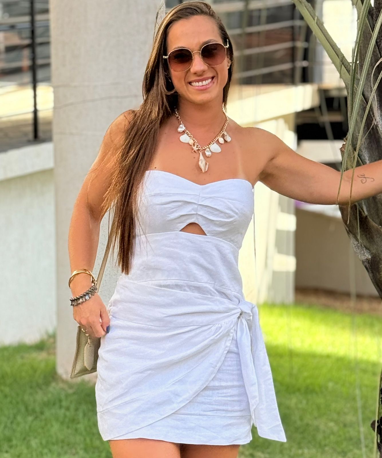 38ecf237380c3f84d9209107741ba89d.jpg Vestido Curto Amarração - Imagem 2