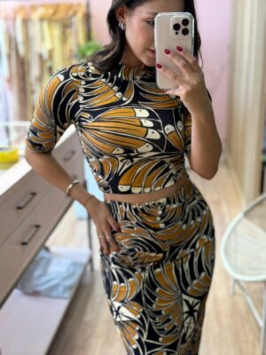 Blusa Cropped Leque De Tucano E FARM