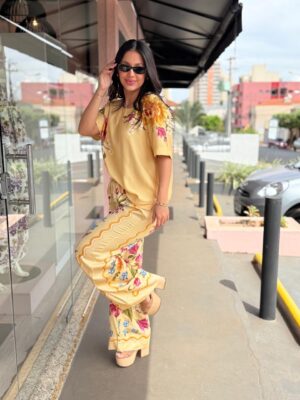 Tshirt Floral Mari FARM - Imagem 2